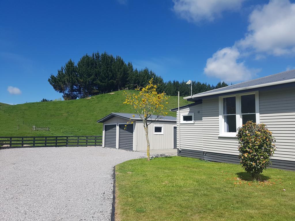 The Farmhouse - Taupo Villa Kinloch Buitenkant foto